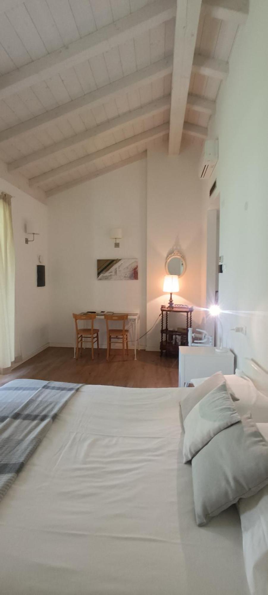 Cascina Borgofrancone Aparthotel Gera Lario Luaran gambar