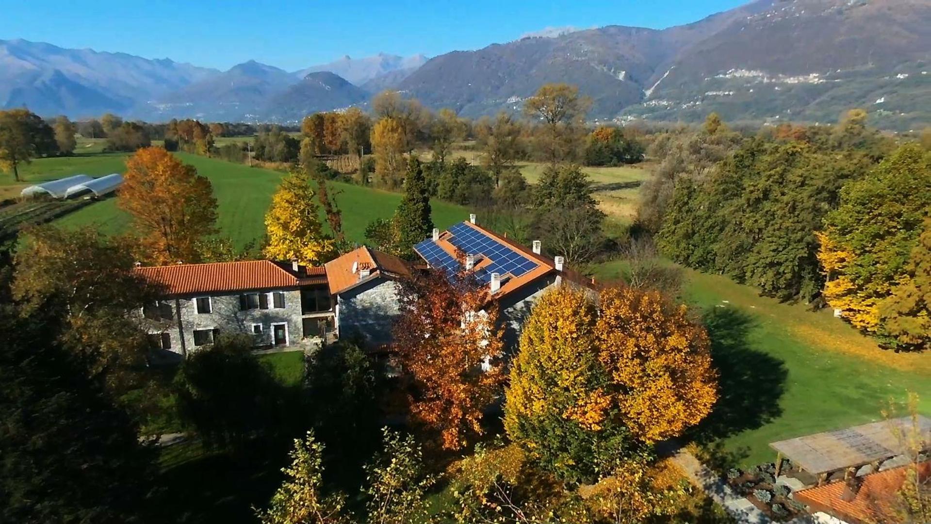 Cascina Borgofrancone Aparthotel Gera Lario Luaran gambar